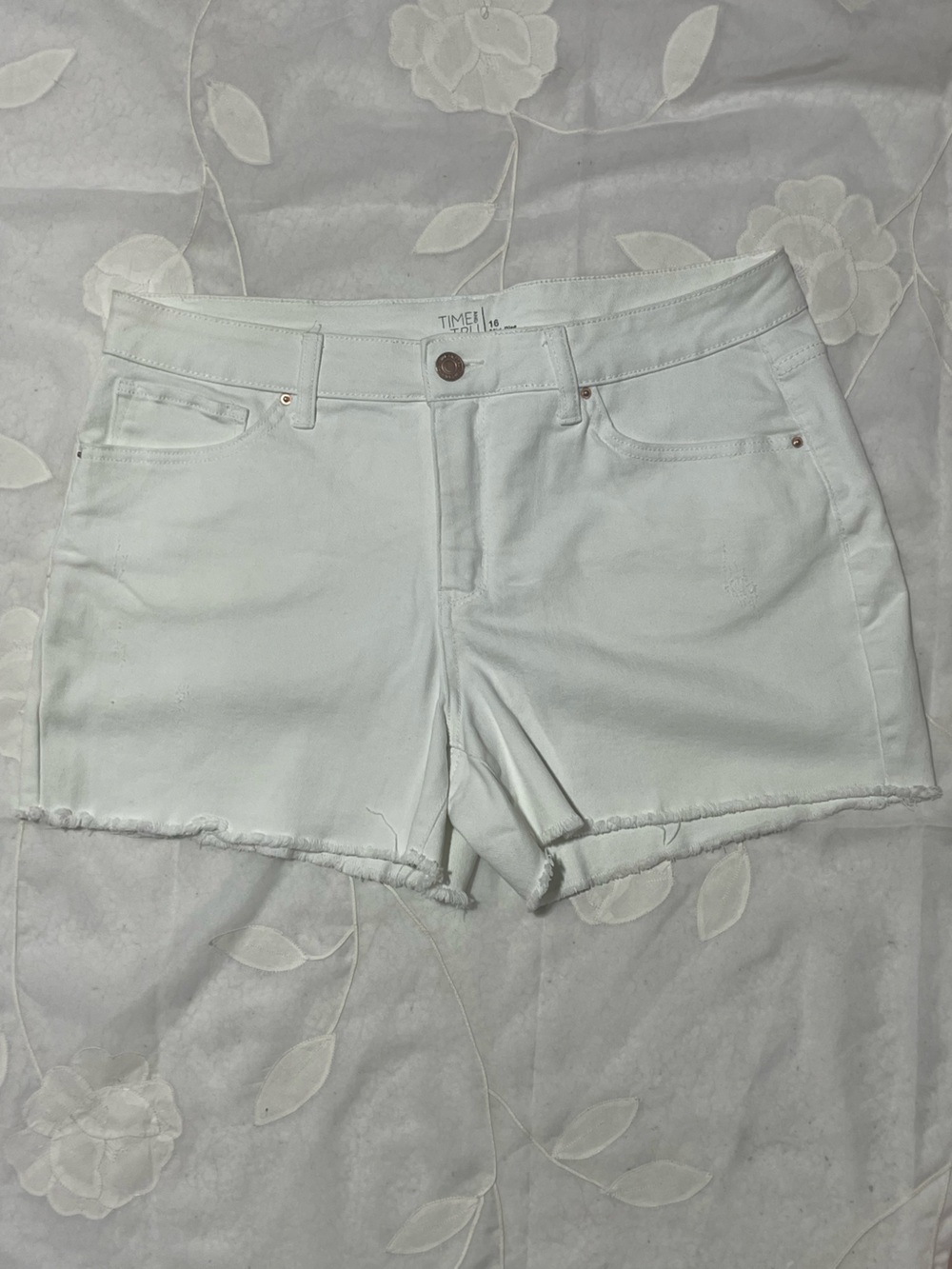 Time and Tru Mid Rise White Denim Shorts with Frayed Hem